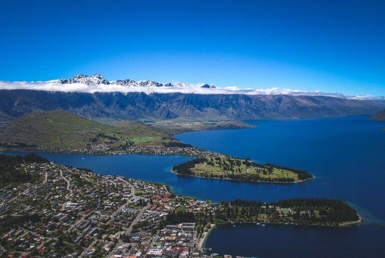 New Zealand visa applications moving online from October 2026