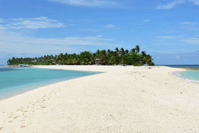 Seagull Island in Maharashtra near Devbag
