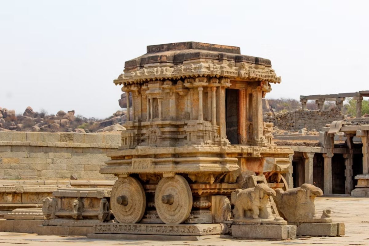 2 day itinerary Hampi
