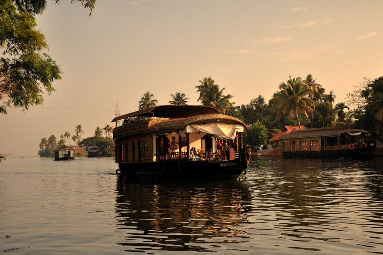3 day romantic getaway in Kerala