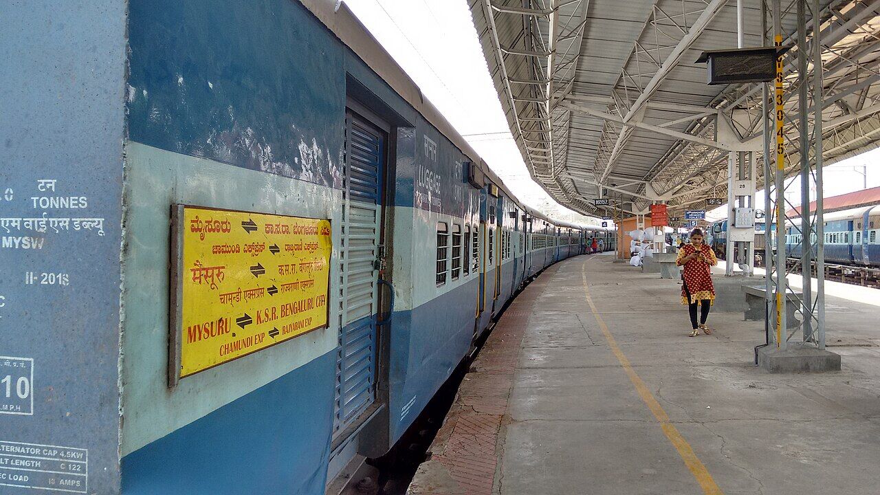Mangaluru And Bengaluru Suspended