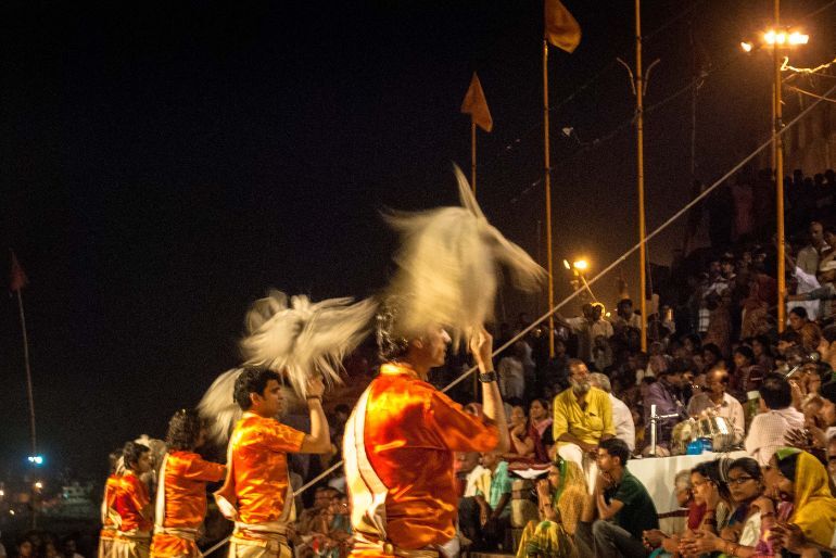 best ghat ganga aarti in varanasi (2)