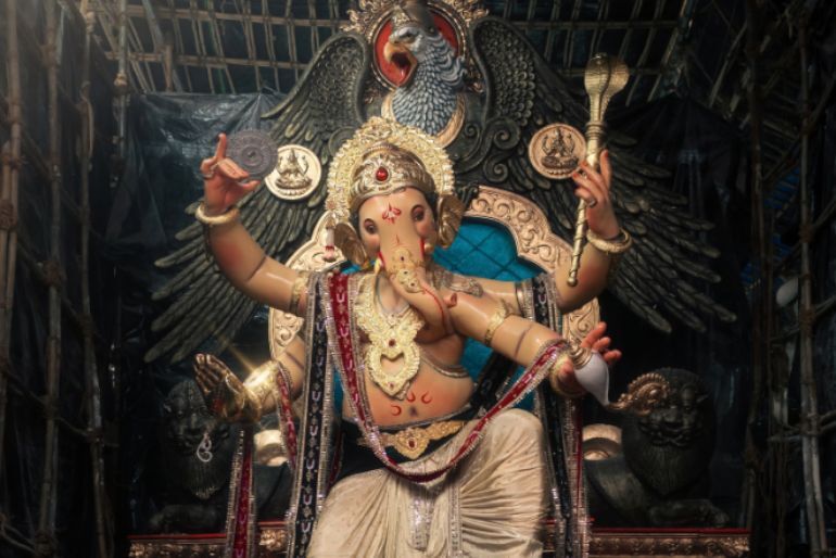 Ganpati pandals in Lalbaug, Parel and Chinchpokli