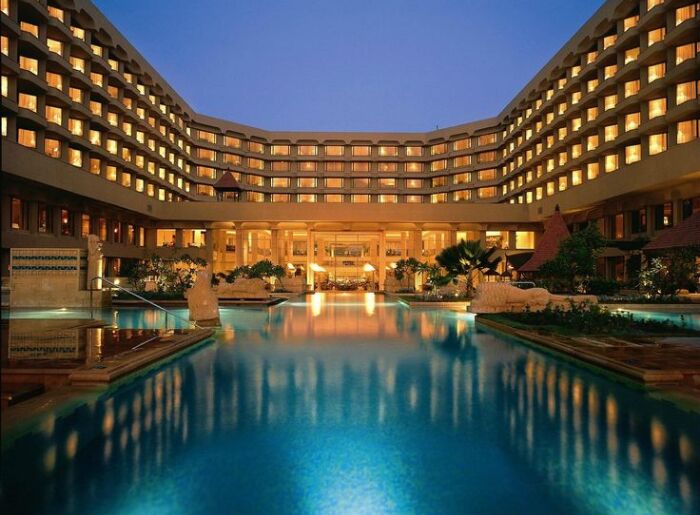 How to choose the right hotel in India before booking
