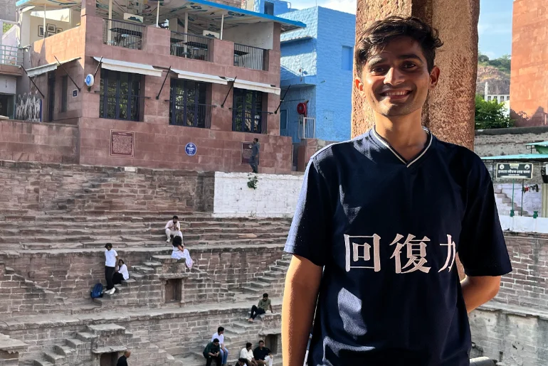 Solo traveller exploring Jodhpur's Blue City