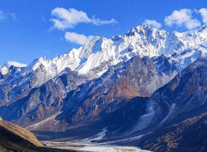 Lachung Travel Guide