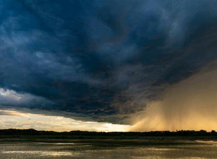 Cloudburst phenomenon