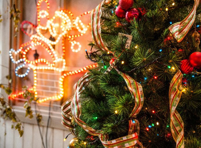 5 Must-Visit Markets In Mumbai in Christmas
