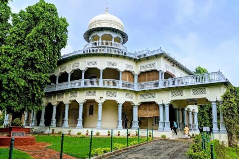 Anand Bhavan historic house in Prayagra