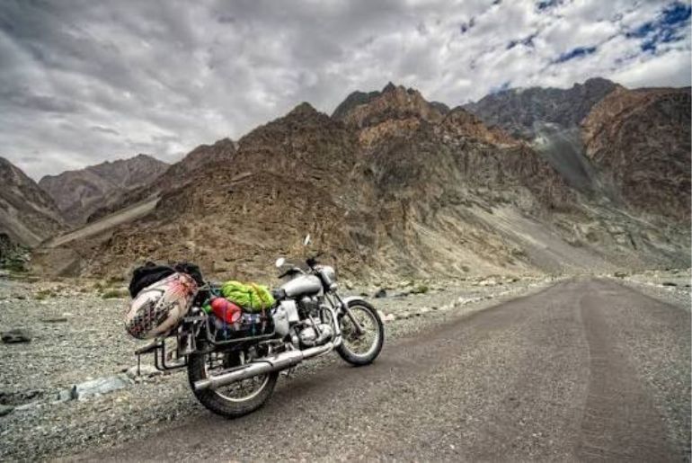 bike trip to ladakh