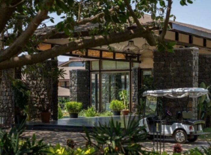 Luxurious Getaways Near Mumbai