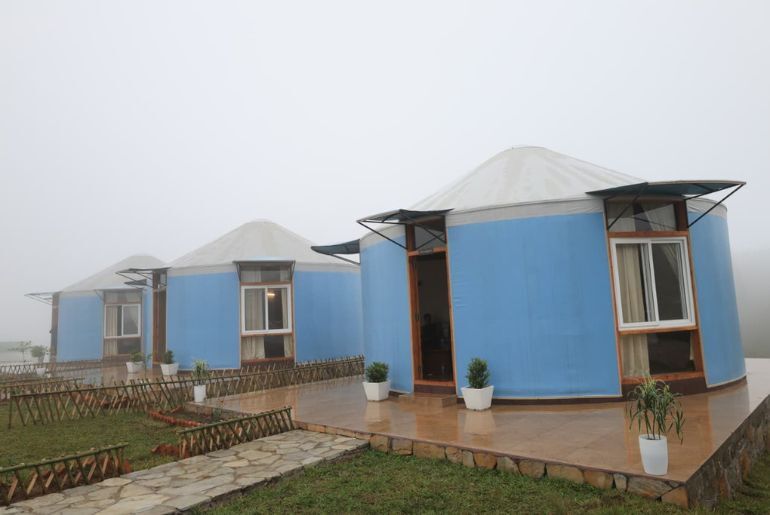 glass house restaurant mawrah meghalaya