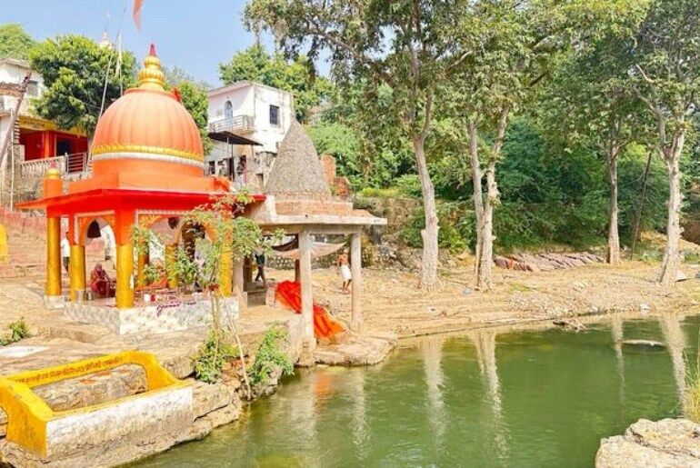 Chitrakoot to Ayodhya pilgrimage trip