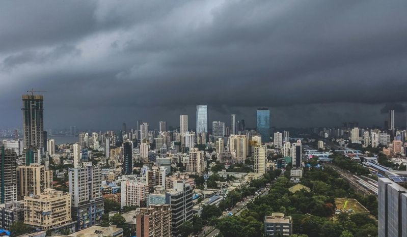 IMD issues yellow alert for Mumbai