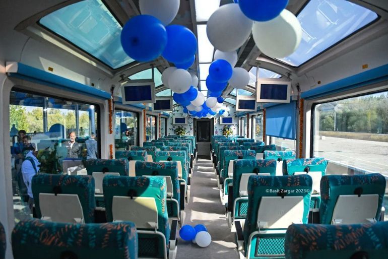 Kashmir’s Vistadome Train: All The Details You Need To Know 2 Kashmir's Vistadome (2)
