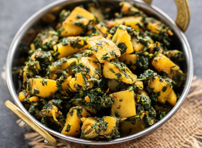 10 Best Foods To Try In Himachal Pradesh: Traditional Dishes & Local Drinks 4 Best foods to try in Himachal Pradesh, featuring traditional Himachali dishes including Dham, Siddu, Madra, and Kullu Trout.
