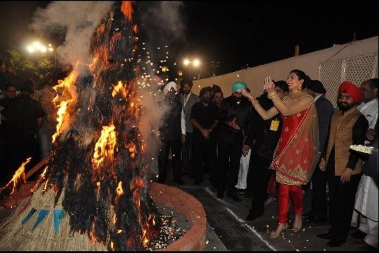 From Festivals To Food, Experience The Unique And Colorful Winter Culture Of India 1 winter culture