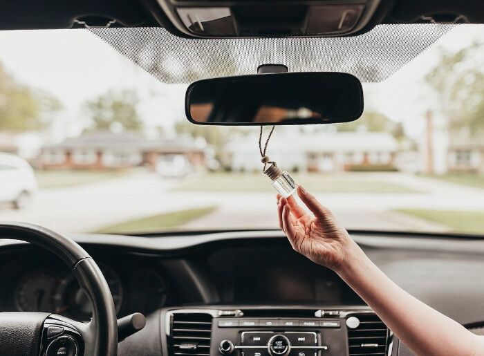 How To Prevent Motion Sickness On A Road Trip: 5 Tips That Can Help 1 Motion sickness on road trips