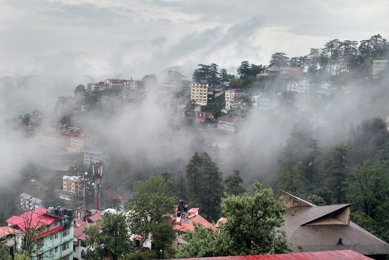 Snowfall Destinations In Himachal You Should Visit This October & November 2 5 Best Snowfall Destinations In Himachal For October And November