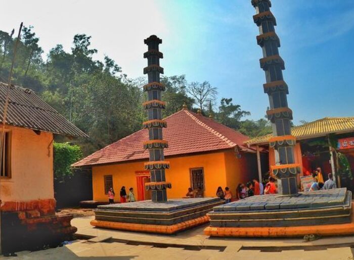 2 Day Harihareshwar Itinerary covering temples, beaches, Bankot Fort and Velas