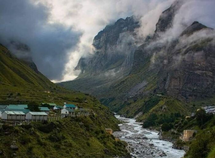 Local Guides Reveal Hidden Monsoon Spots Tourists Don't Know About 5 7 Hidden Monsoon Destinations In India