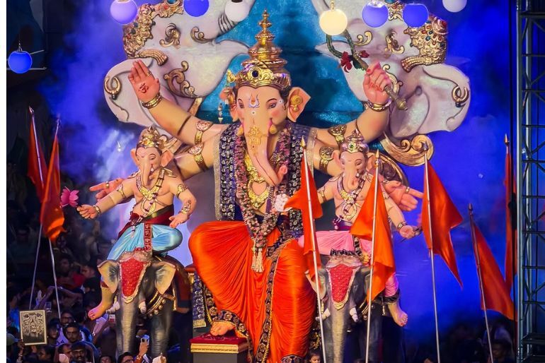 10 Ganpati Pandals To Visit In Surat During Ganesh Chaturthi 2 Ganpati pandals in Surat during Ganesh Chaturthi 2026