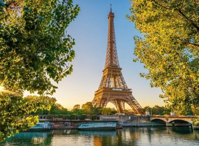 10 Tourist Attractions In Paris You Must Add To Your Must-Visit List 1 Eiffel Tower and Paris skyline