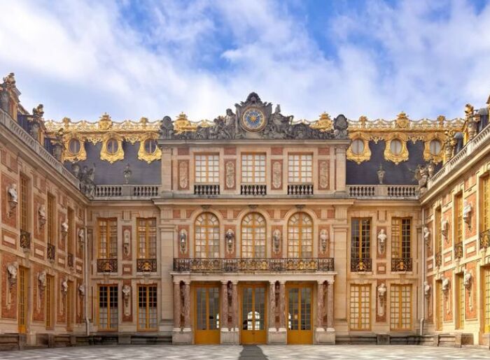 10 Tourist Attractions In Paris You Must Add To Your Must-Visit List 8 Eiffel Tower and Paris skyline