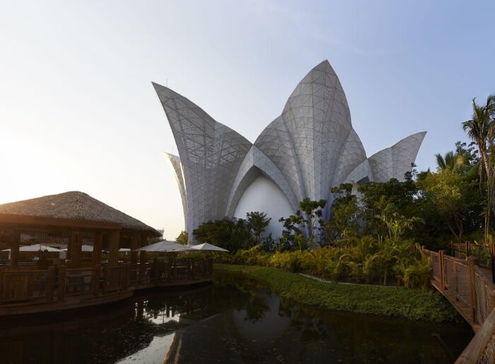 VidantaWorld Beauty of Nature luxury theme park in Mexico 