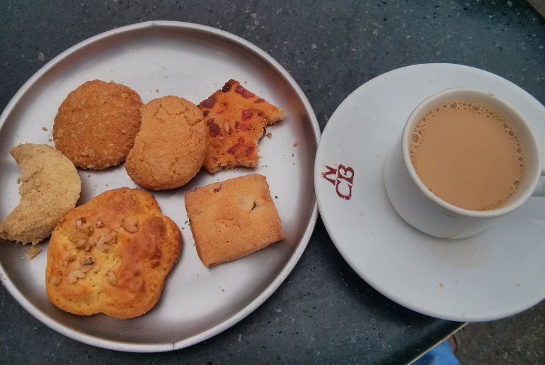 What Should You Eat In Hyderabad Besides Biryani? Breakfast Spots, Snacks And Specialities 1 What to eat in Hyderabad