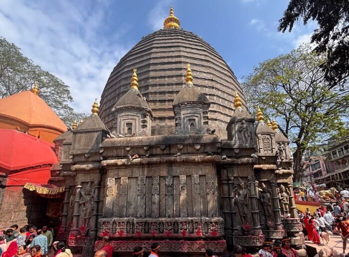 From Vaishno Devi To Chamundeshwari: 6 Iconic Temples Of Goddess Durga 1 Iconic temples associated with Goddess Durga across India