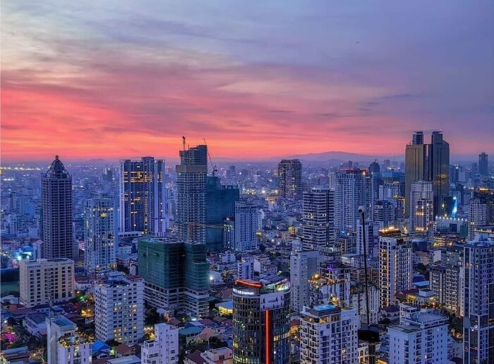 7 Countries Where You Can Plan An International Trip Under INR 50,000 7 International travel destinations for Indians