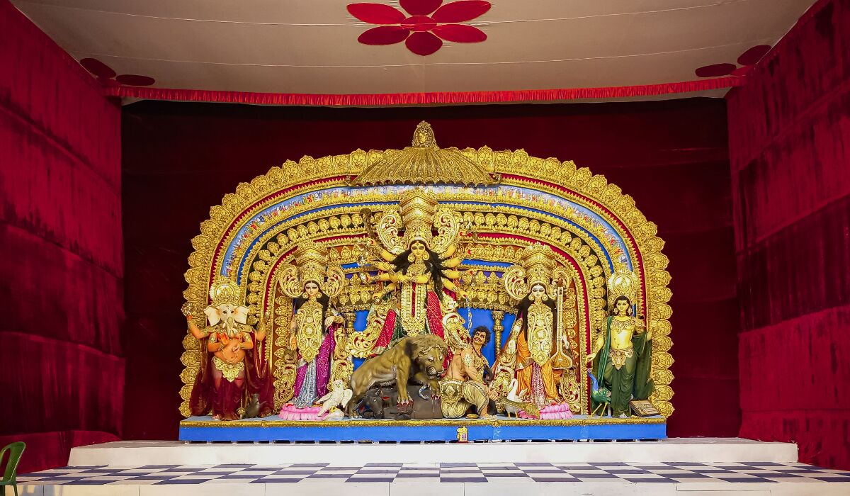 Durga Puja pandal in Kolkata during a morning visit