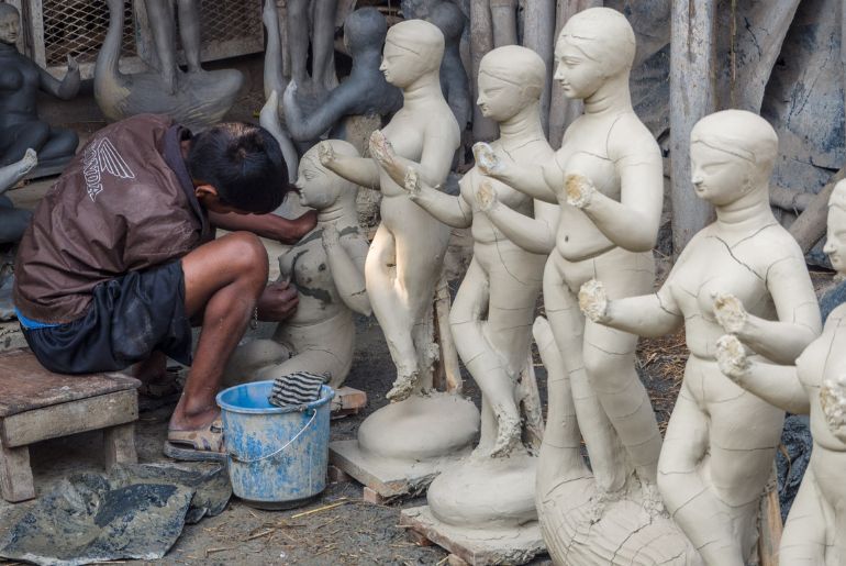 Kolkata During Durga Puja 2026: 5 Must-Visit Places Beyond The Pandals 1 Kolkata during the Durga Puja festive season
