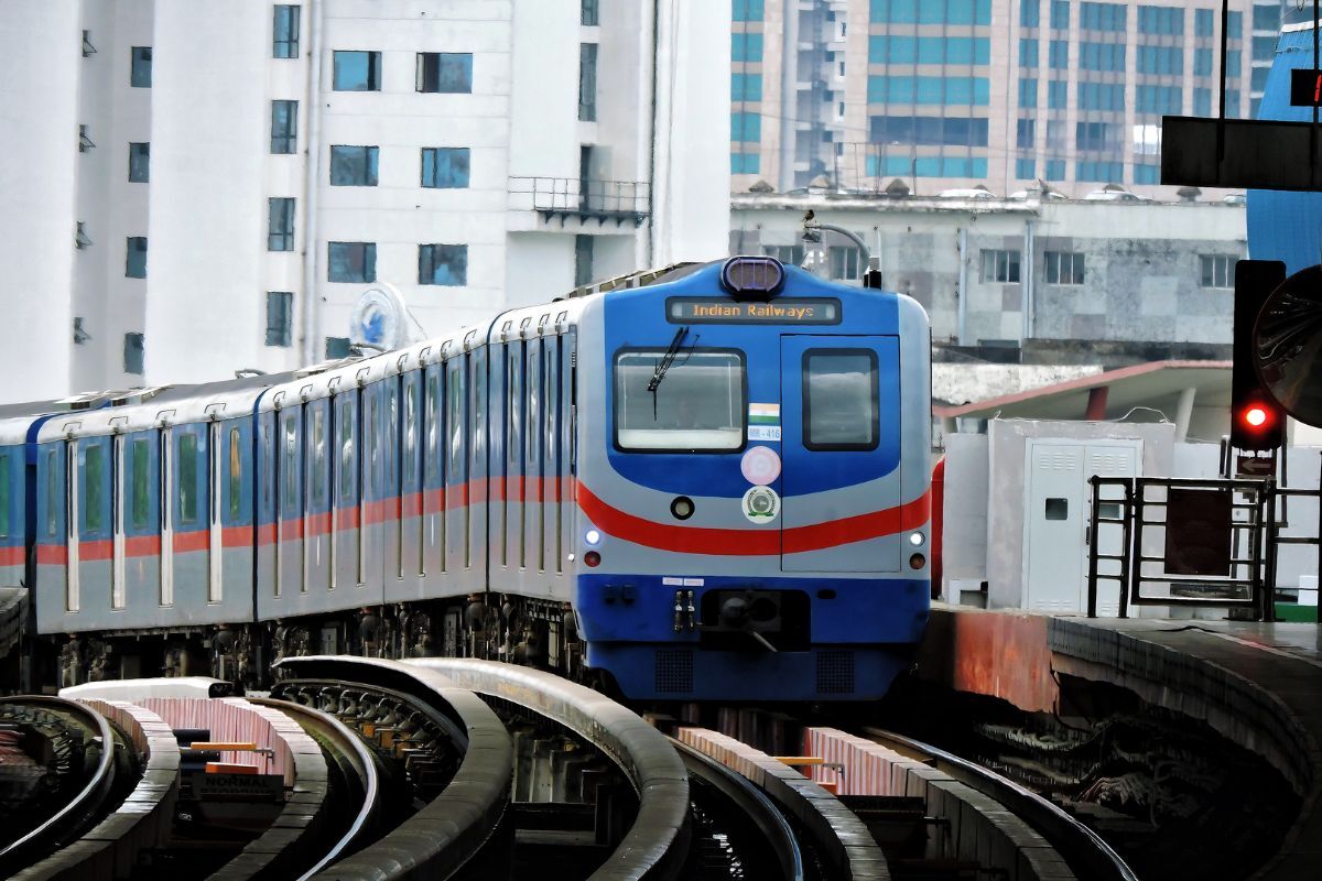 Kolkata Metro night services during Durga Puja 2026