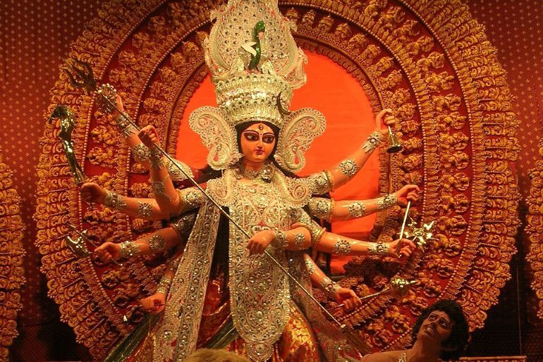 How To Visit Mohammad Ali Park & College Square In One Evening? A Central Kolkata Pujo Route 2 Planning a central Kolkata Pujo evening this year? Follow this walking route from Mohammad Ali Park to College Square, with travel tips and pandal highlights.