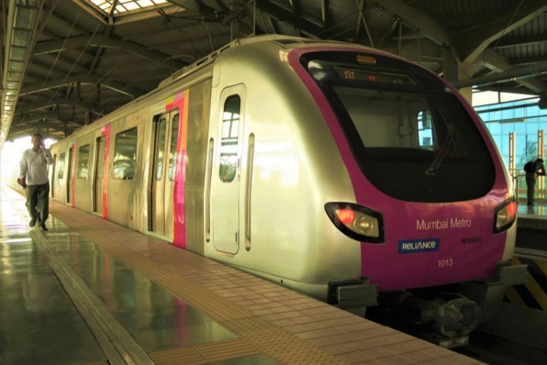 Metro Line 7A Resumes Work After ₹250-Crore Height Error; Here's Why It's Concerning 1 Mumbai Metro Line 7A elevated near Mumbai airport