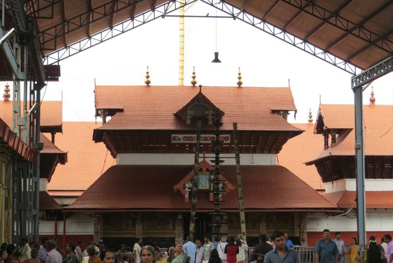 North Bombay Durga Puja 2026 Theme: Inside Juhu Pandal Inspired by Kerala’s Guruvayur Temple 1 North Bombay Durga Puja 2026 pandal inspired by Kerala's Guruvayoor shrine