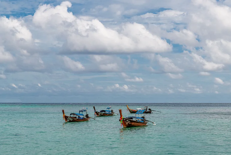 Thailand Or Sri Lanka: Which Is Cheaper For A One-Week Trip From India? 3 Travel comparison between Thailand and Sri Lanka