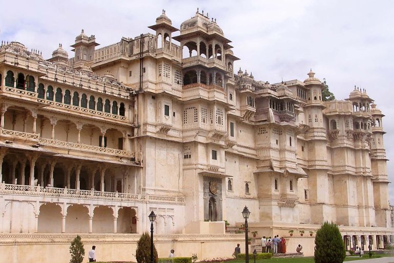 How To Visit Udaipur City Palace: Entry Charges, Best Time & Travel Guide 1 udaipur city palace (1)