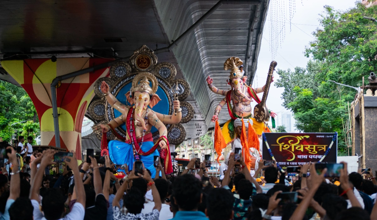 Mumbai Ganesh Pandal Hopping