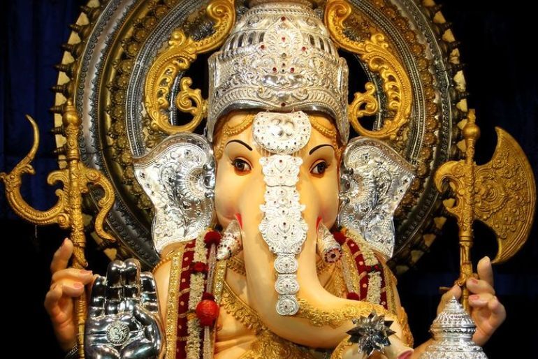 Kasba to Dagdusheth Ganpati walking route in Pune